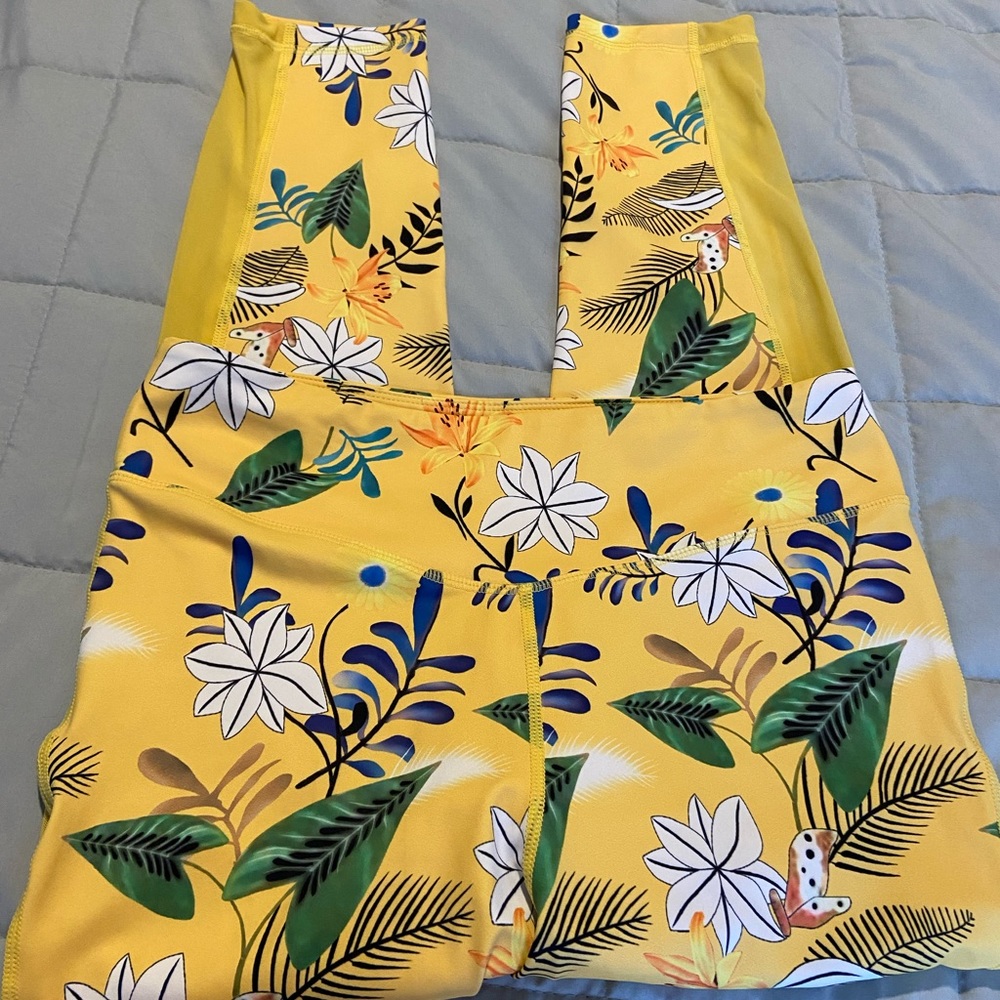 Zyia Yellow Floral Leggings